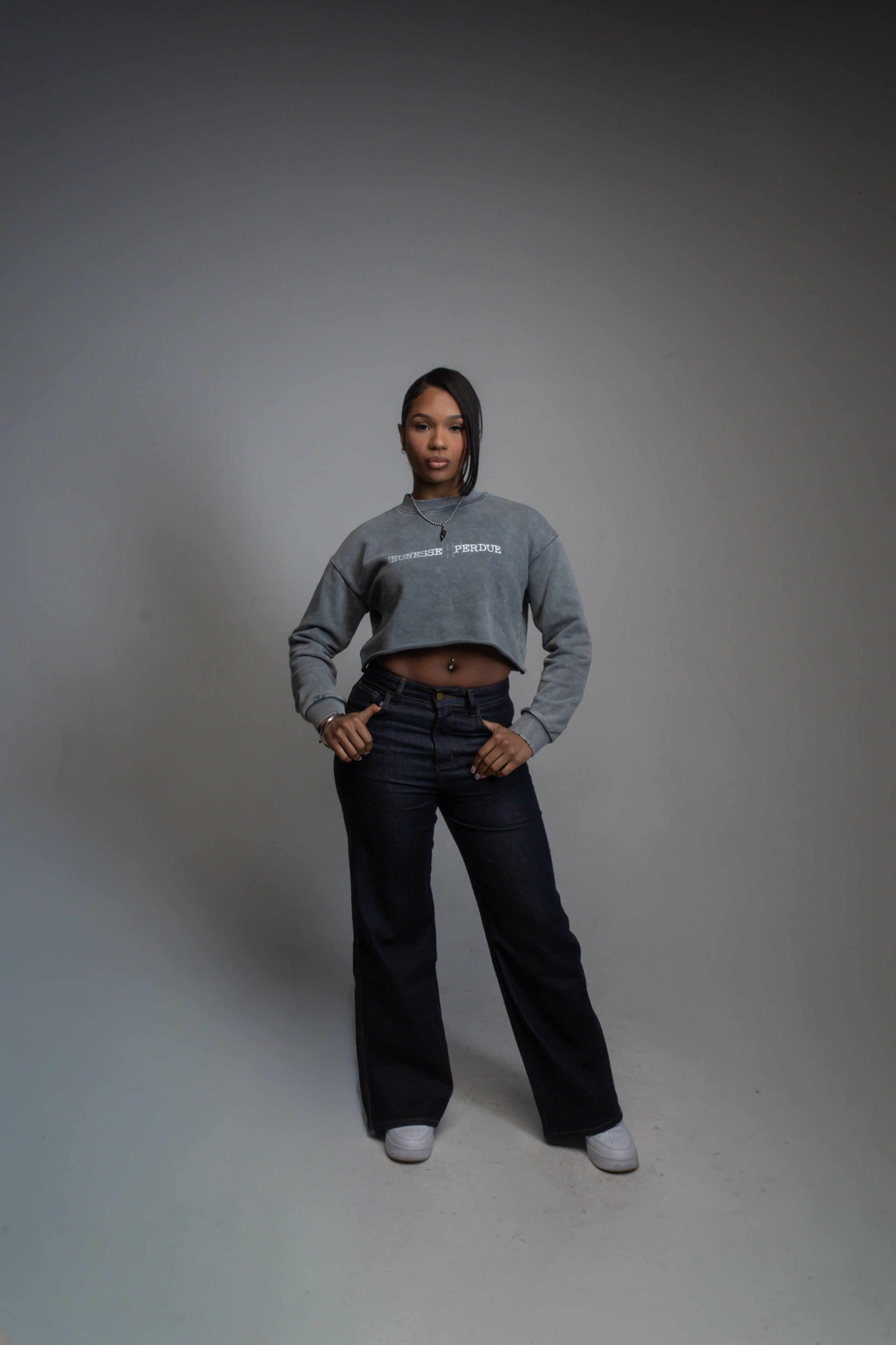 Jeunesse Perdue Crop Sweater (Gray)